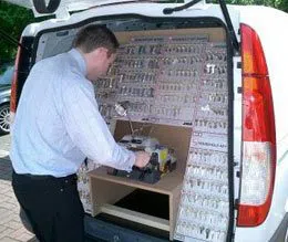 Locksmith Master Shop Pacoima, CA 818-488-2683 Locksmith Master Shop Pacoima, CA 818-488-2683 - 16-24-Hr-Mobile-Locksmith